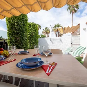 island-village-costa-adeje-tenerife-38660-2.adeje-hotels.com/